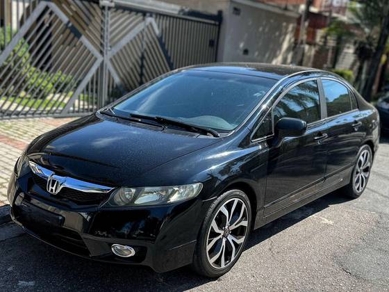 HONDA CIVIC 1.8 LXS 16V FLEX 4P MANUAL HONDA CIVIC 1.8 LXS 16V FLEX 4P MANUAL